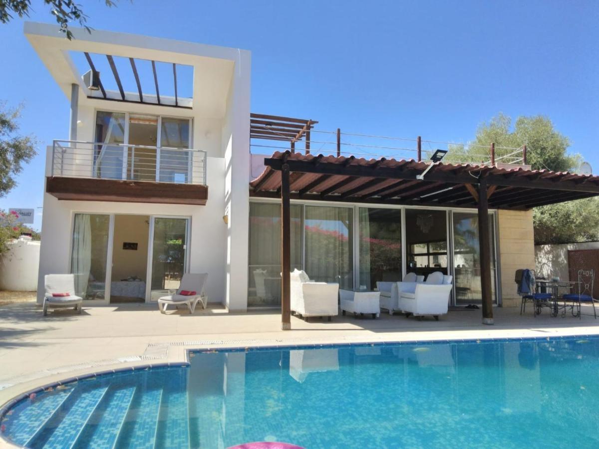 Aqua Royal Alexus Luxury Holiday Apartments Girne ภายนอก รูปภาพ